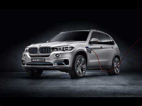 Sales of the x5 started in november 2018. BMW Concept X5 eDrive: Alta Voltagem