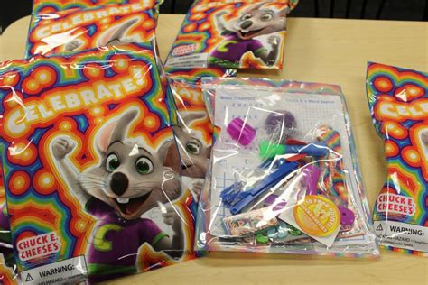 Chuck E Cheese Birthday Party Review Thrifty Guardian