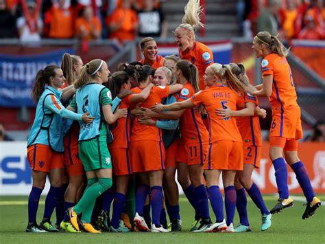 Start een sub poule en nodig al je vrienden uit. Vrouwen EURO » Nieuws » Nederland wint EK ten koste van ...