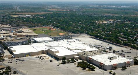Park hours and show schedules are updated periodically. Photos show Windsor Park Mall before and after the ...