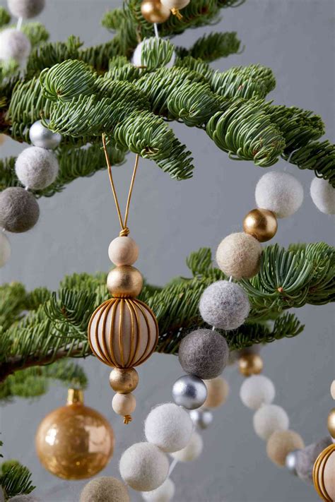 Best Diy Christmas Ornaments From Martha Stewart Martha Stewart