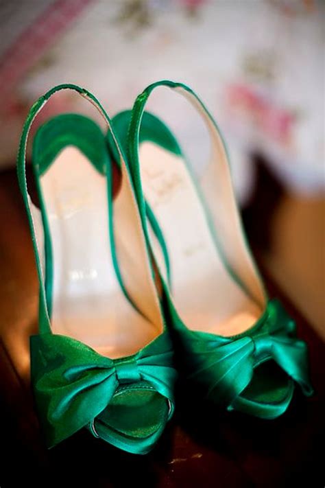 30 sophisticated emerald green wedding ideas 2023