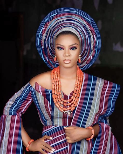 Vintage Style Aso Oke Looks For Yoruba Brides 2020 African Fashion