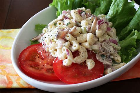 BLT Macaroni Salad Recipe With Bacon