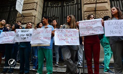 Paro De M Dicos Por Horas Tras El Ataque En El Provincial Se