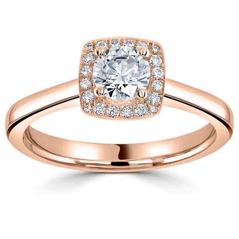 Véritable miroir de l'expertise des joailliers cartier, la bague, réellement intemporelle, raffinée et élégante, offre une monture en platine et un. Bague solitaire en Or Jaune - Auxane - RC2054