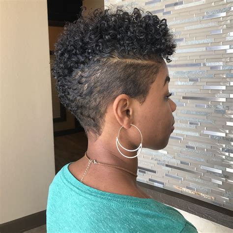 Short Natural Tapered Hair Styles