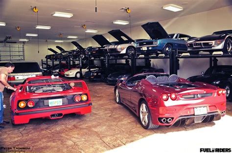 Pin By Alan Leung On Epic Garages Classic Car Garage Dream Garage