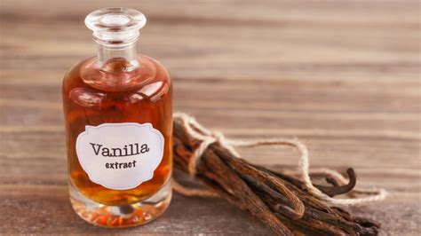 Things You Should Know Before Using Another Drop Of Vanilla Extract