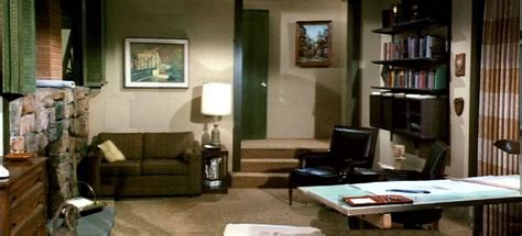 The Brady Bunch House Through The Years House Interior House The