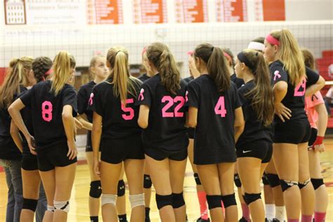 Shs Courier Girls Volleyball Digs Deep For The Side Out Foundation