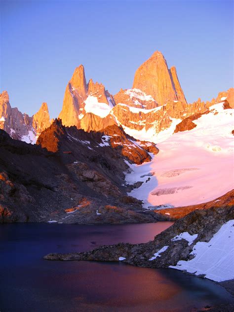 Monte Fitz Roy Also Known As Cerro Chaltén Cerro Fitz Roy Or Simply