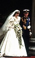 Lady Di The Crown: Veja o deslumbrante vestido de noiva da Princesa ...
