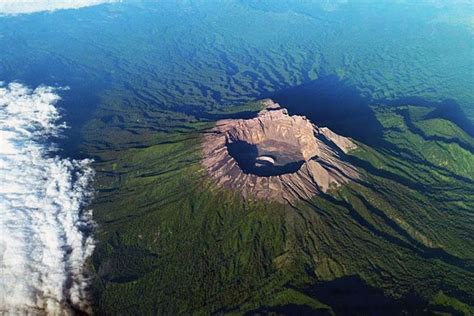 Gunung Raung Java Indonesia