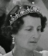 140 best images about Queen Elizabeth the Queen Mother jewellery on ...