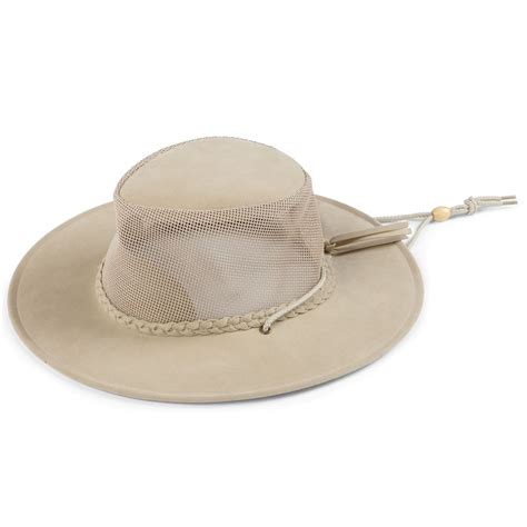 The Evaporative Cooling Brimmed Hat Hammacher Schlemmer Hats Cool