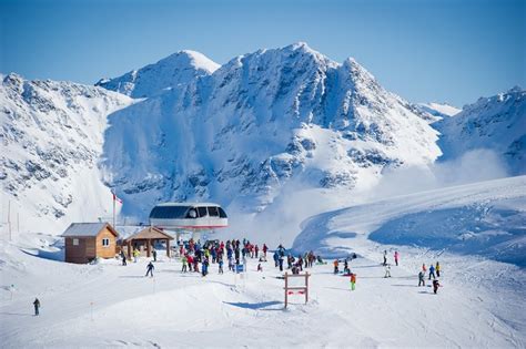 The whistler blackcomb olympic ski resort consists of two mountains: Springfest in Mammoth