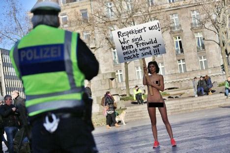 Naked Women Pedestrians In Public Telegraph