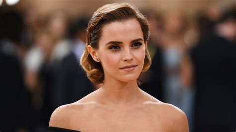 Emma Watson’s New Instagram Account Will Satisfy All Your Fashion Needs