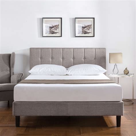 King Medium Grey Upholstered Platform Bed Frame With Button Tufted Hea