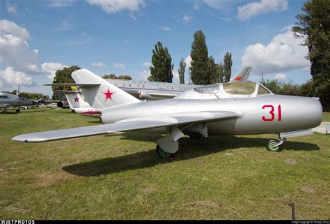31 Mikoyan Gurevich Mig 15uti Midget Soviet Union Air Force