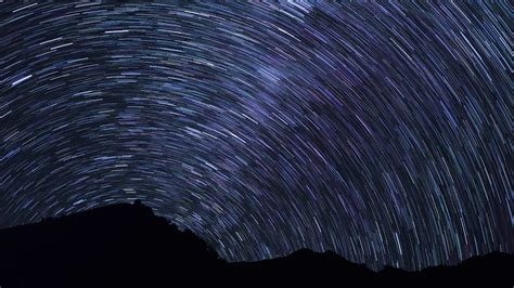 Star Trails In Night Sky Zrlyp62 Youtube
