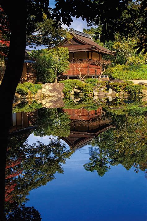Landscape Architect Highlights The Distinct Beauty Of The Japanese Garden