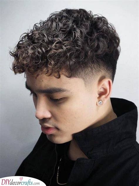 Curly Hairstyles For Boys Hairstyles For Boys With Curly Hair