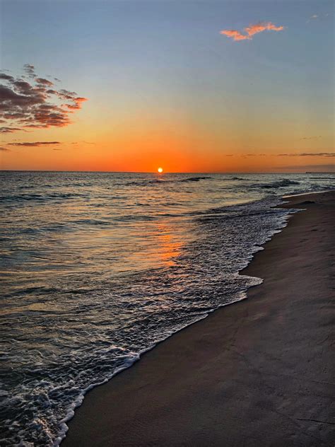 Captured This Amazing Sunset At Panama City Beach Fl 3024 X 4032