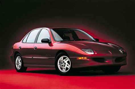 1995 Pontiac Sunfire Sedan Specs And Photos Autoevolution