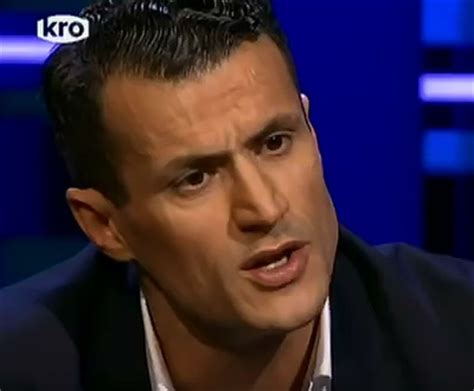 Een groot deel van de tweede kamer is woest op farid azarkan, fractievoorzitter van denk. Moslims, vijfde colonne: Farid Azarkan