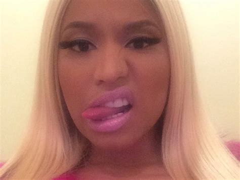 Look Nicki Minaj Goes All Pink Everything Fresh Off Met Gala 2019