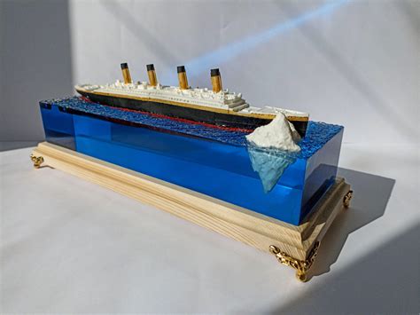 Rms Titanic Model And Iceberg Epoxy Resin Lamp Titanic Etsy In 2022