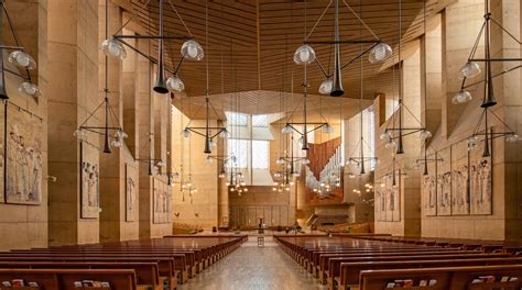 Cathedral Of Our Lady Of The Angels In Los Angeles Expedia