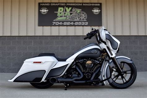 Harley Davidson Street Glide Bagger Custom By The Bike Exchange