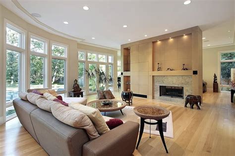 43 Light And Spacious Living Room Interior Design Ideas