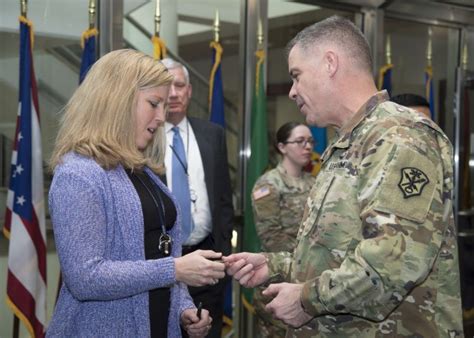 Acting Secretary Of The Army Visits Inscom Article The United
