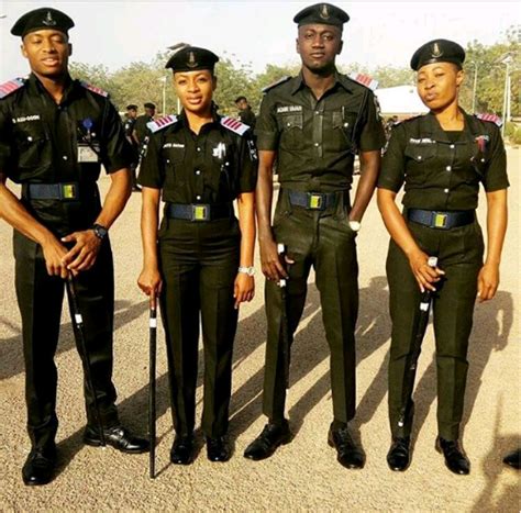 This Photo Of The Nigerian Police Is Everything Police Force