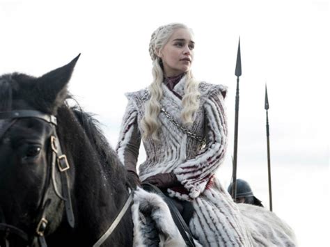 Emilia Clarke Just Dropped A Big Tease For Ep 5 Of Game Of Thrones So