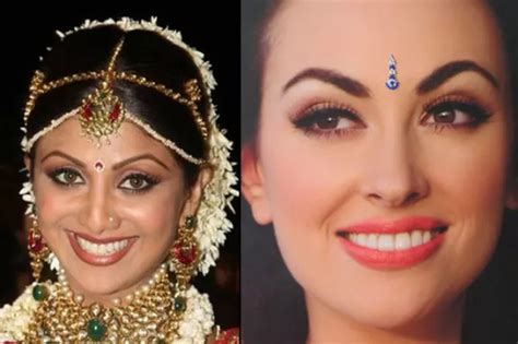 10 Different Styles And Shapes Of Bindis That Every Bride Must Have In Her Vanity Weddings