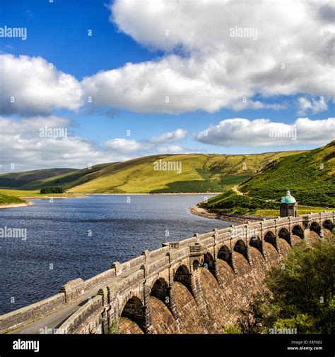 Aqueduct And Reservoir Elan Valley Powys Wales Uk Stock Photo Alamy