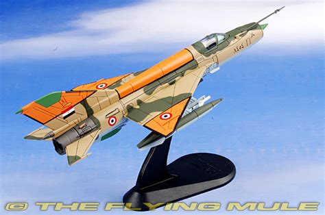 .mig 21 was its pilote : Hobby Master HA0127 - MiG-21 Fishbed Diecast Model ...