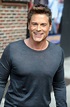 Rob Lowe Celebrates 25 Years of Sobriety with Inspiring Message on ...