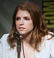 File:Anna Kendrick Comic-Con 2012.jpg - Wikipedia, the free encyclopedia