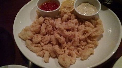Take olive garden, they use so much alfredo sauce that it's impractical to make small bags for individual orders, so that is probably a 2.5 or 5 pound bag, and for example, the calamari is washed and measured into bags by weight. Calamari was so good. Try it out! - Picture of Olive ...