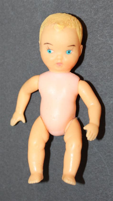Vintage 1963 Barbie Baby Sits 953 Baby Doll 3 Tall Excellentのebay公認