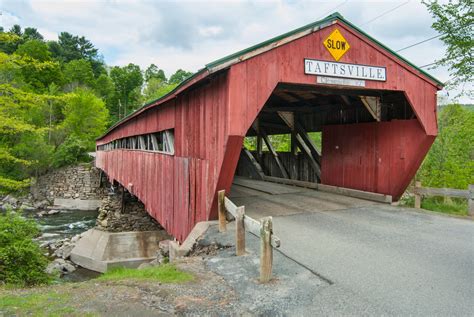 Covered Bridges In Vermont Upper Valley The Norwich Inn