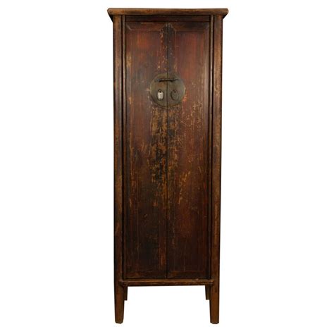 So you get lots of storage for everything from saucepans and cereal packets to mixing bowls. 19th Century Chinese Tall and Narrow Cabinet at 1stdibs