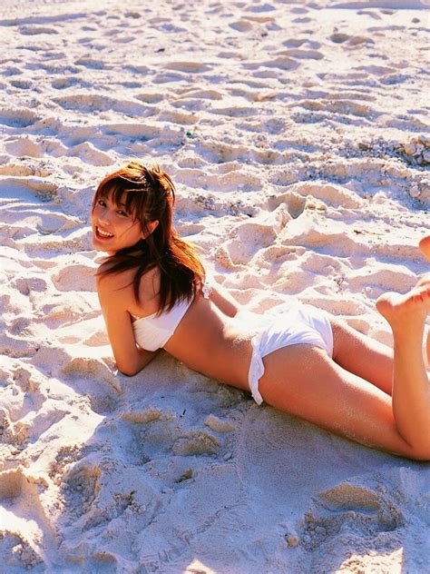 Yumi Sugimoto Erotic Fresh Bikinis Gravure Idol