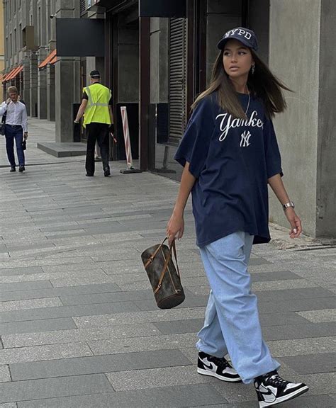 Pin De Caroline En Outfits Ropa De Estilo Urbano Moda De Ropa Ropa Streetwear